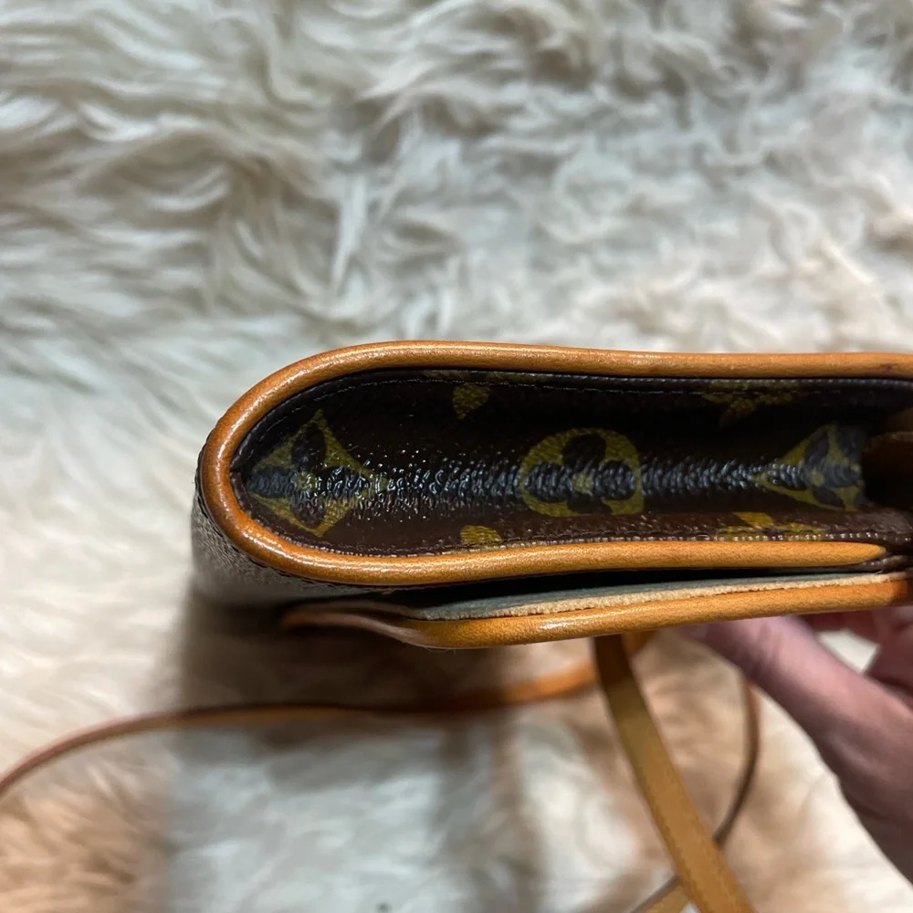 Louis Vuitton Monogram Crossbody in Brown and Tan Leather Trim